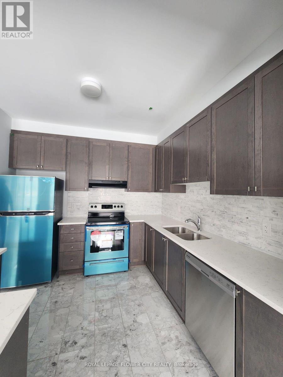Property at 726 ROUNCEY ROAD image 3