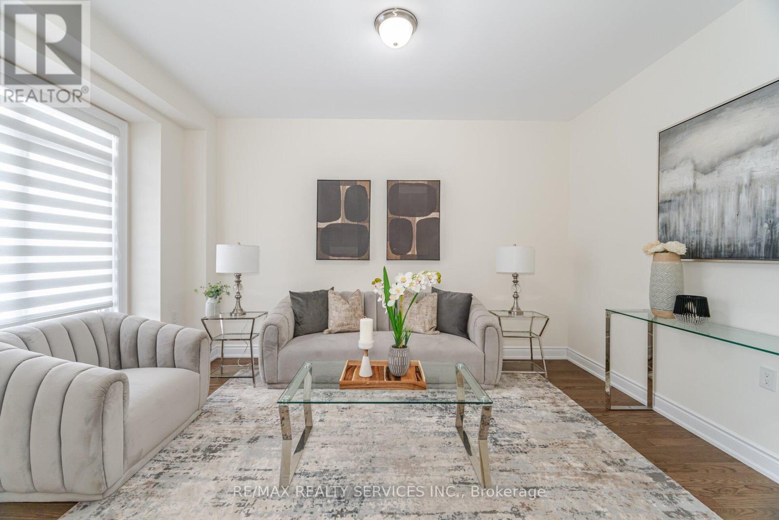 Property at 40 PORTMAN STREET image 3