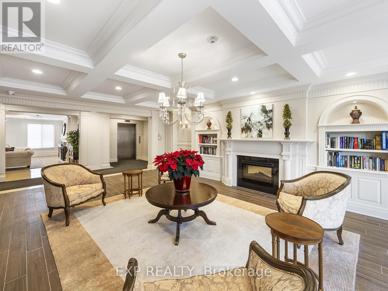 223 - 2300 Upper Middle Road W, Oakville (Ga Glen Abbey), Ontario  L6M 0T4 - Photo 12 - W12071447