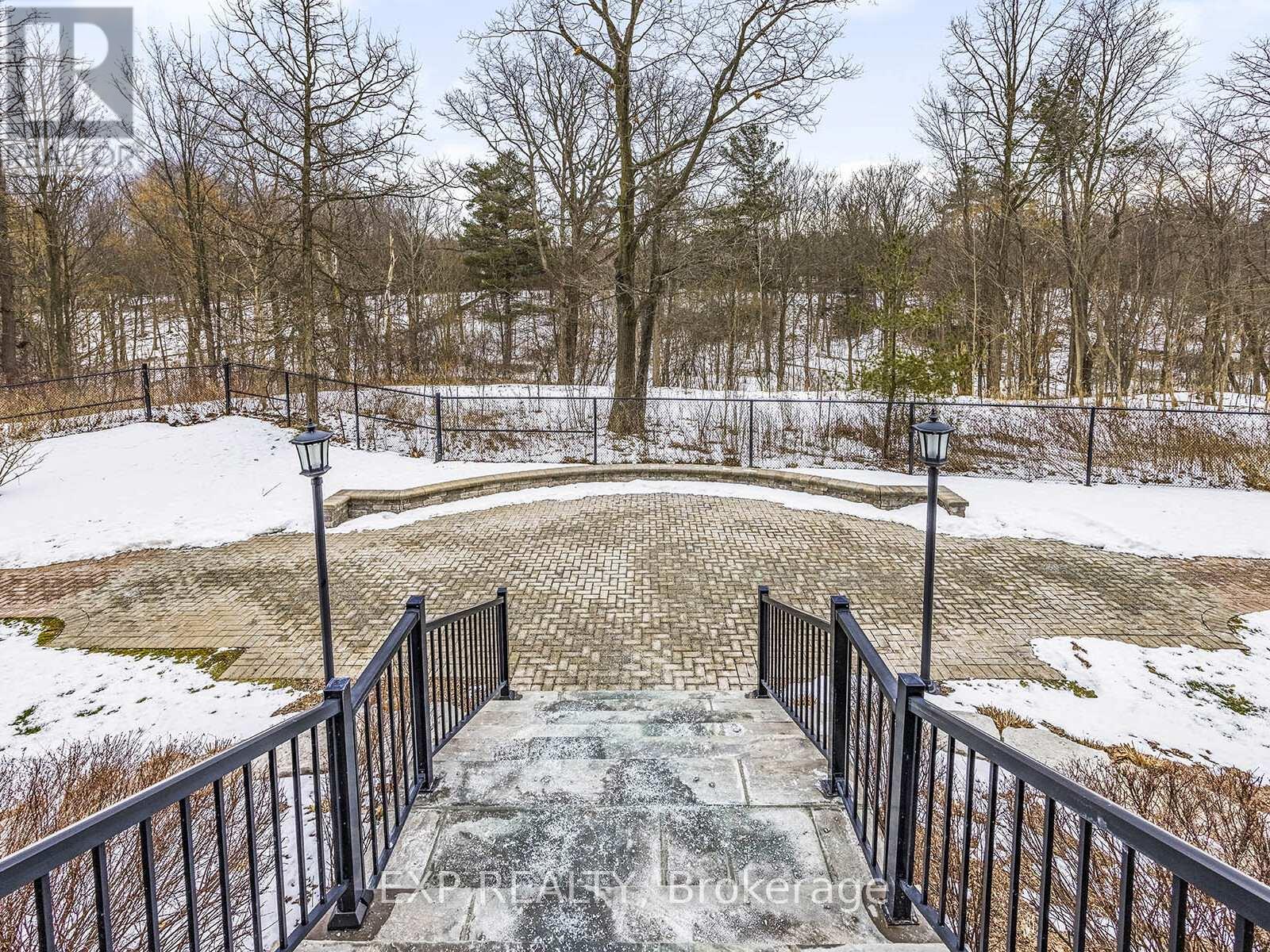 223 - 2300 Upper Middle Road W, Oakville (Ga Glen Abbey), Ontario  L6M 0T4 - Photo 25 - W12071447