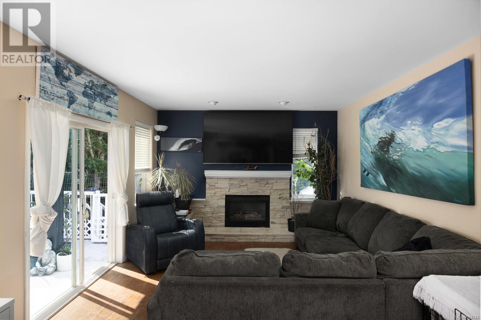 Property at 2048 Stone Hearth Lane image 5