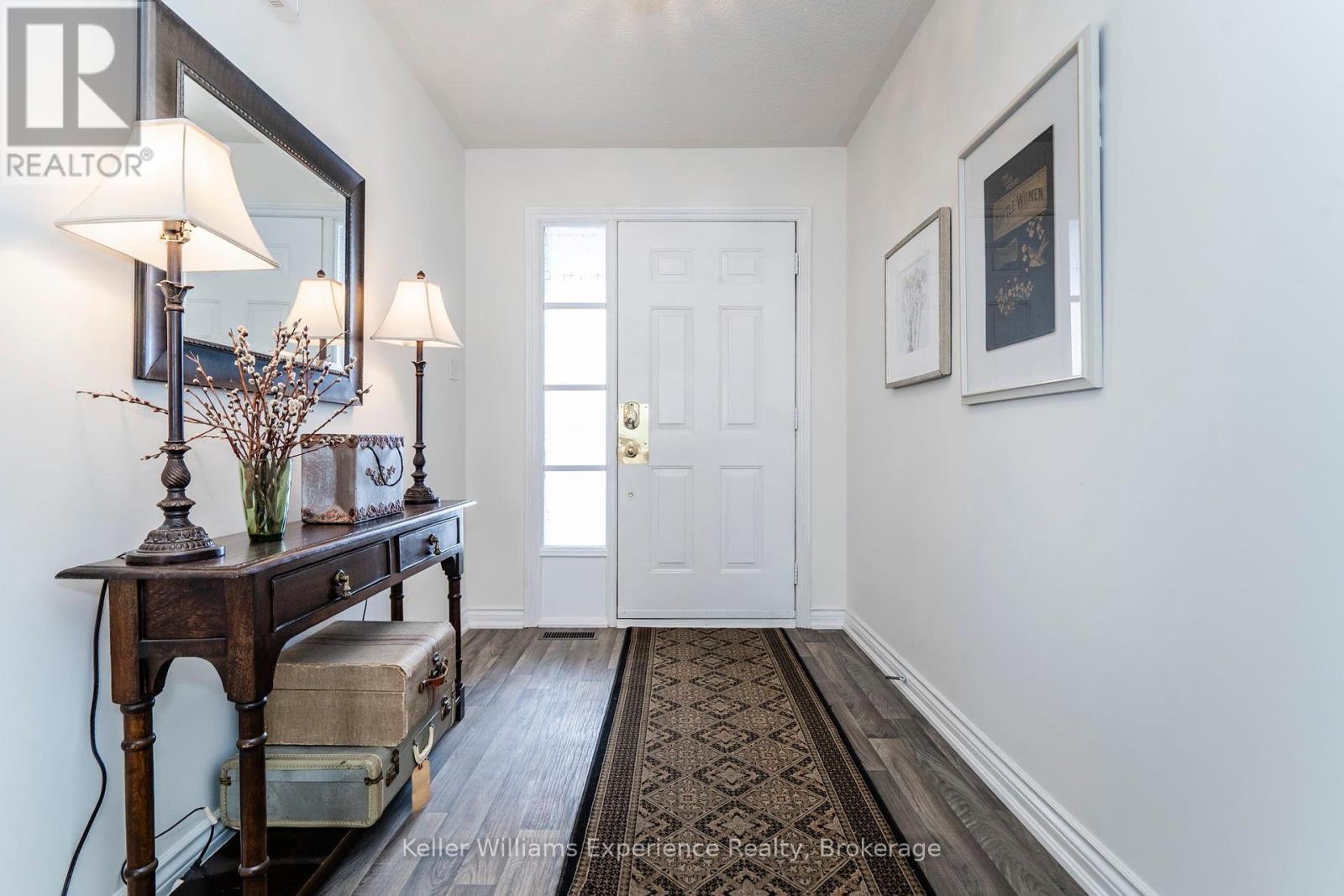 18 Archer Crescent, Springwater, Ontario  L0L 1P0 - Photo 3 - S12071457