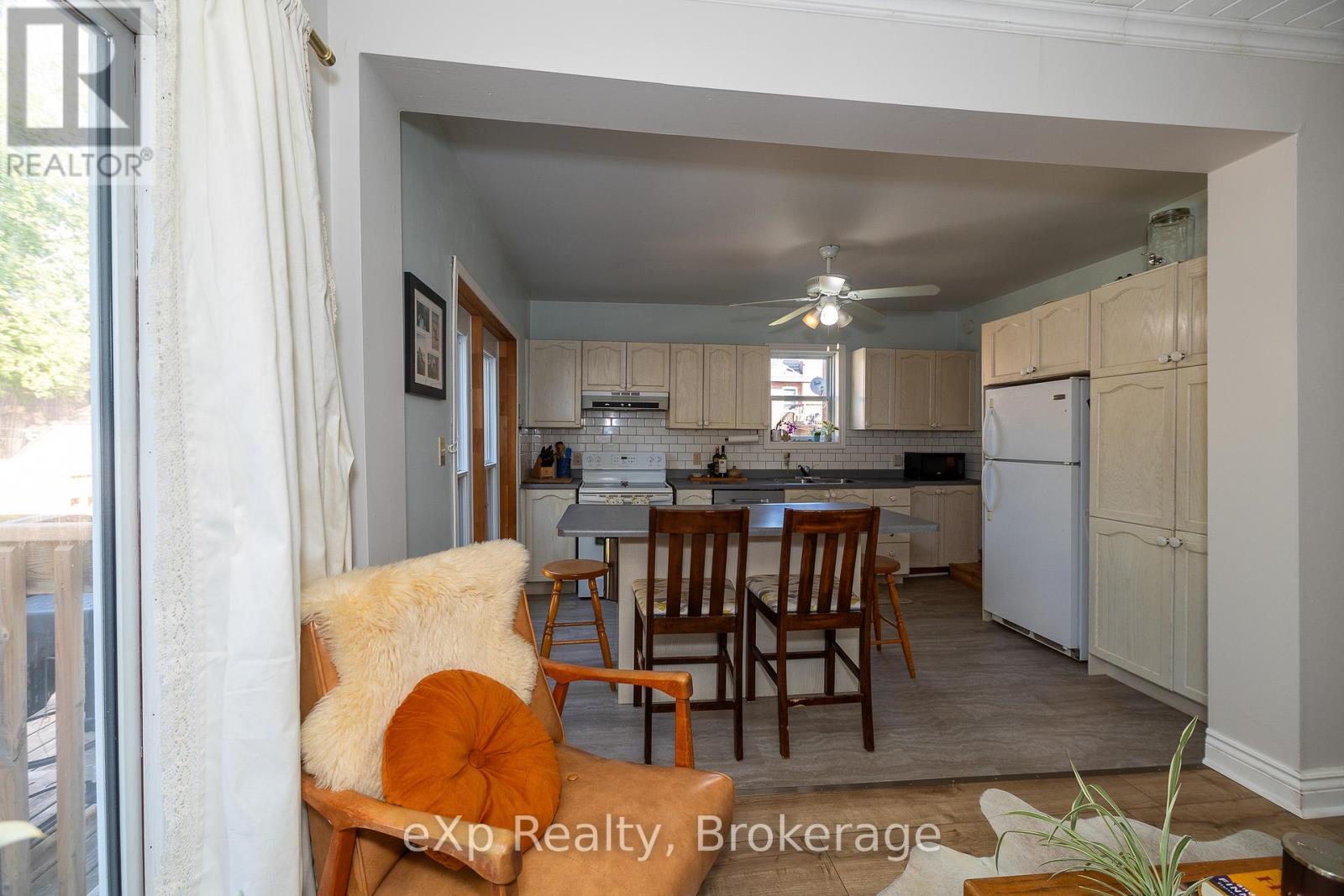 780 5th Avenue E, Owen Sound, Ontario  N4K 2R6 - Photo 14 - X12071456