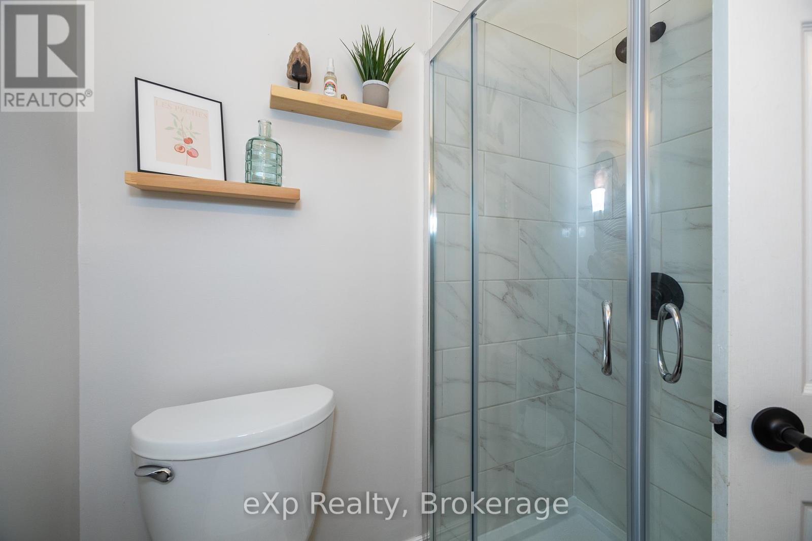 780 5th Avenue E, Owen Sound, Ontario  N4K 2R6 - Photo 19 - X12071456
