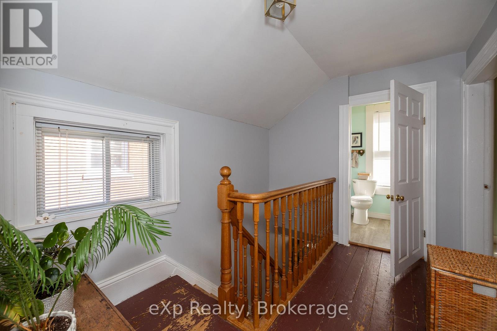 780 5th Avenue E, Owen Sound, Ontario  N4K 2R6 - Photo 20 - X12071456