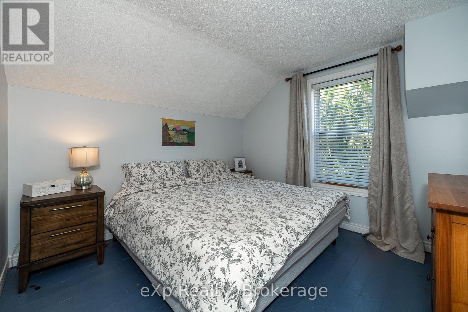780 5th Avenue E, Owen Sound, Ontario  N4K 2R6 - Photo 26 - X12071456