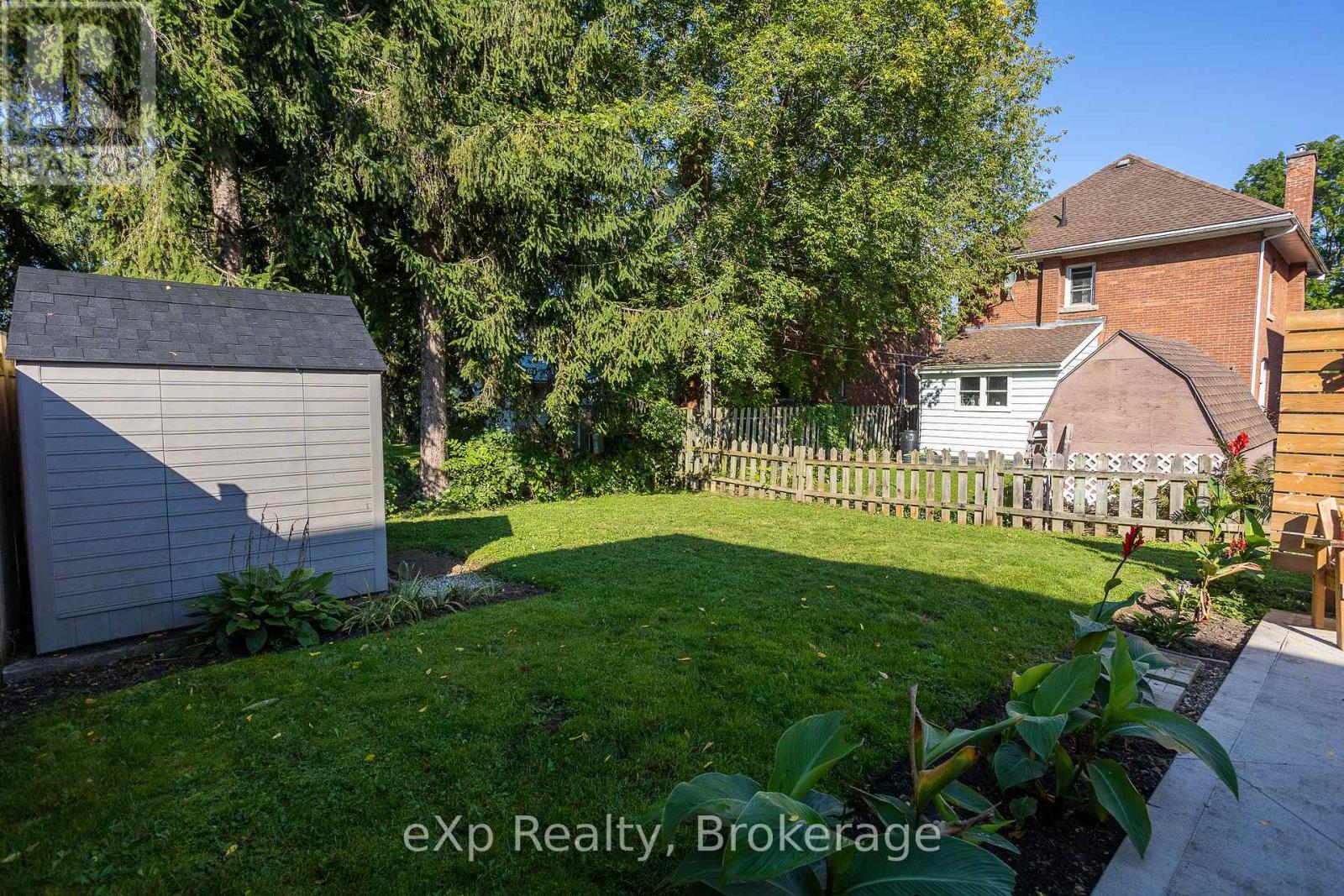 780 5th Avenue E, Owen Sound, Ontario  N4K 2R6 - Photo 36 - X12071456