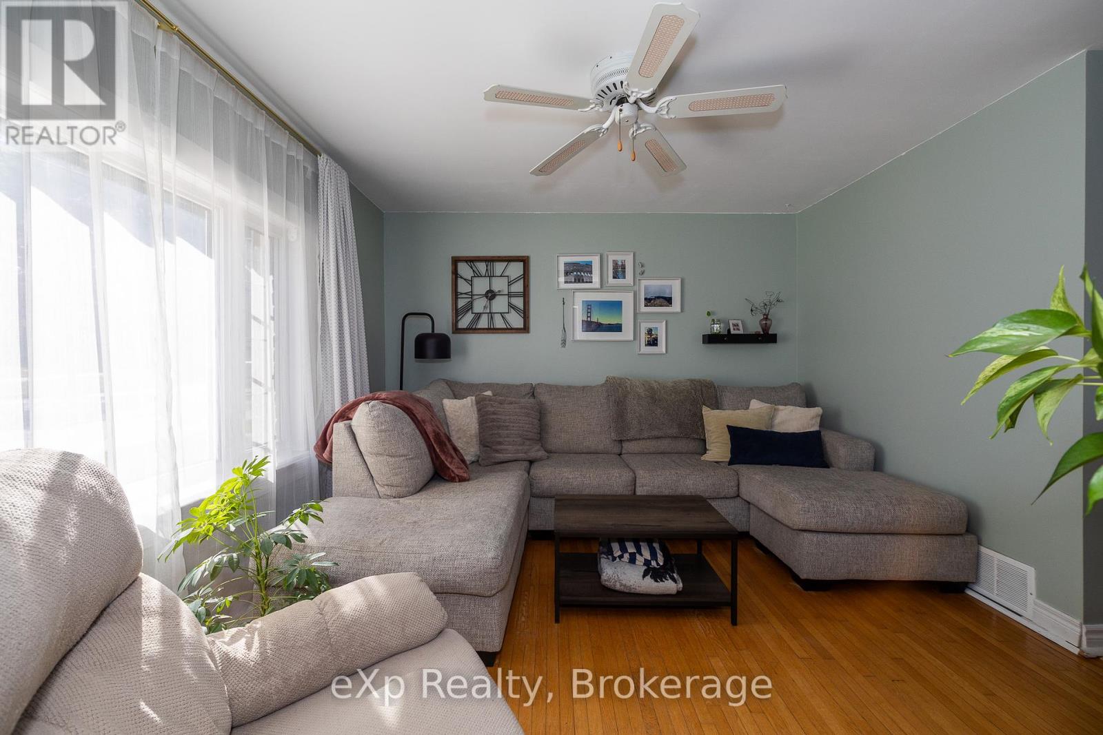 780 5th Avenue E, Owen Sound, Ontario  N4K 2R6 - Photo 5 - X12071456