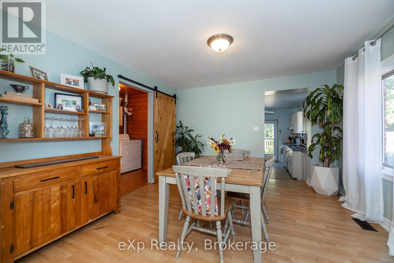 780 5th Avenue E, Owen Sound, Ontario  N4K 2R6 - Photo 8 - X12071456