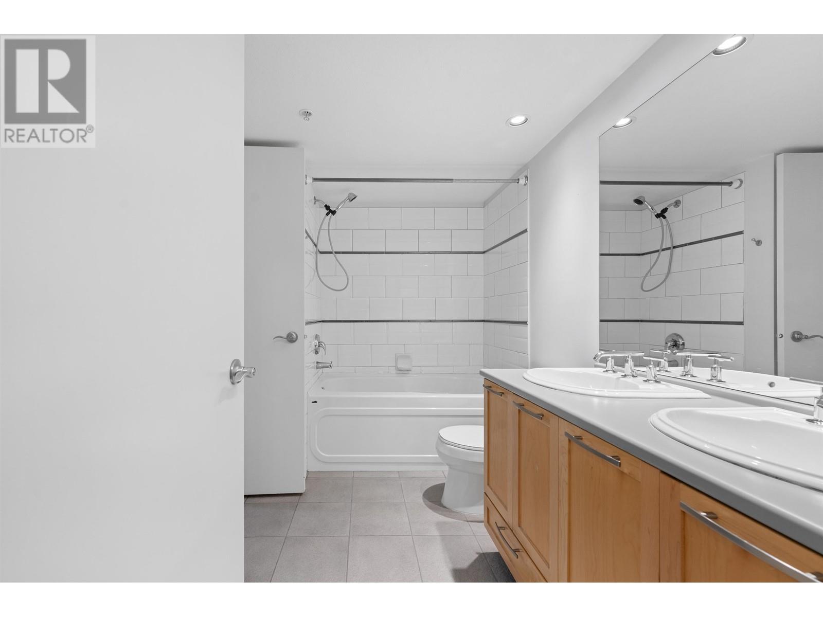 102 2137 W 10th Avenue, Vancouver, British Columbia  V6K 4W4 - Photo 25 - R2988202