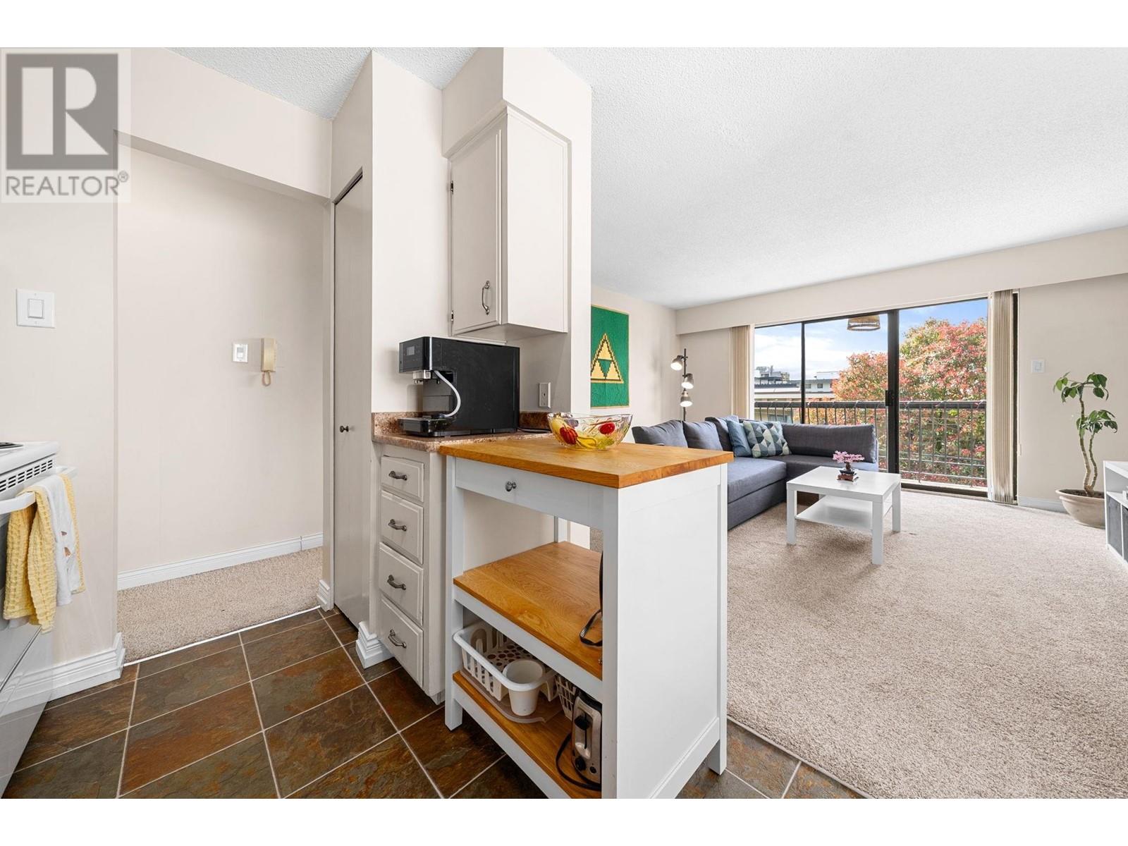 8 137 E 5th Street, North Vancouver, British Columbia  V7L 1L3 - Photo 10 - R2988220