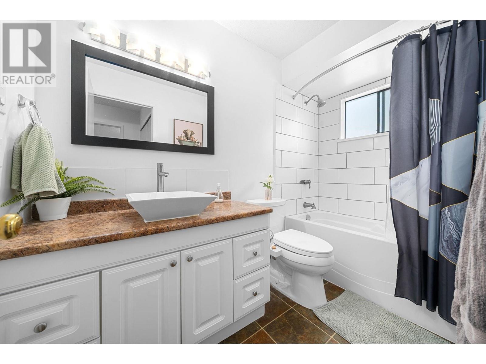 8 137 E 5th Street, North Vancouver, British Columbia  V7L 1L3 - Photo 16 - R2988220