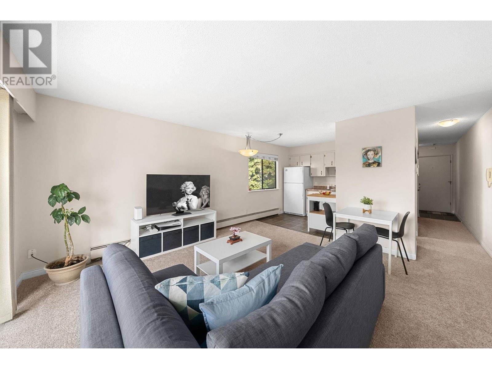 8 137 E 5th Street, North Vancouver, British Columbia  V7L 1L3 - Photo 6 - R2988220