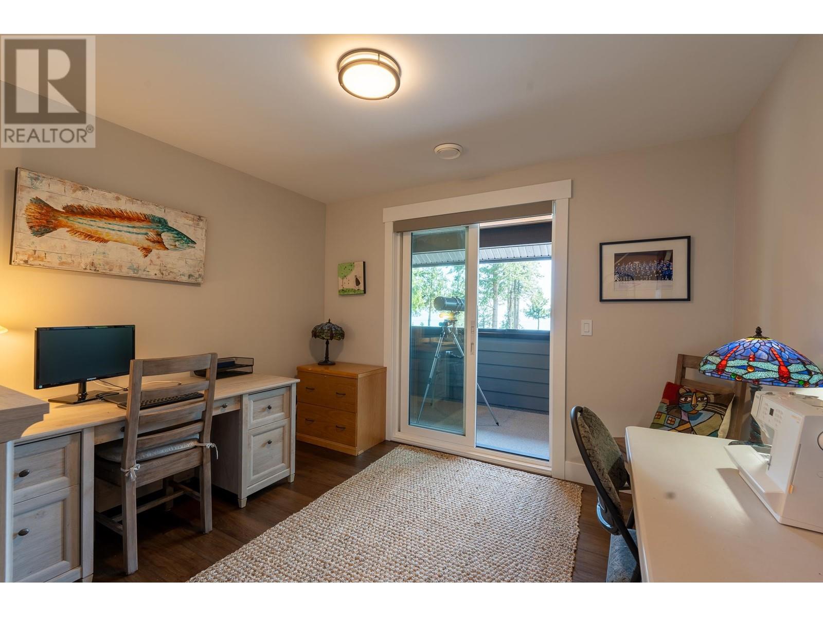 7891-7893 Redrooffs Road, Halfmoon Bay, British Columbia  V7Z 1A4 - Photo 27 - R2988225