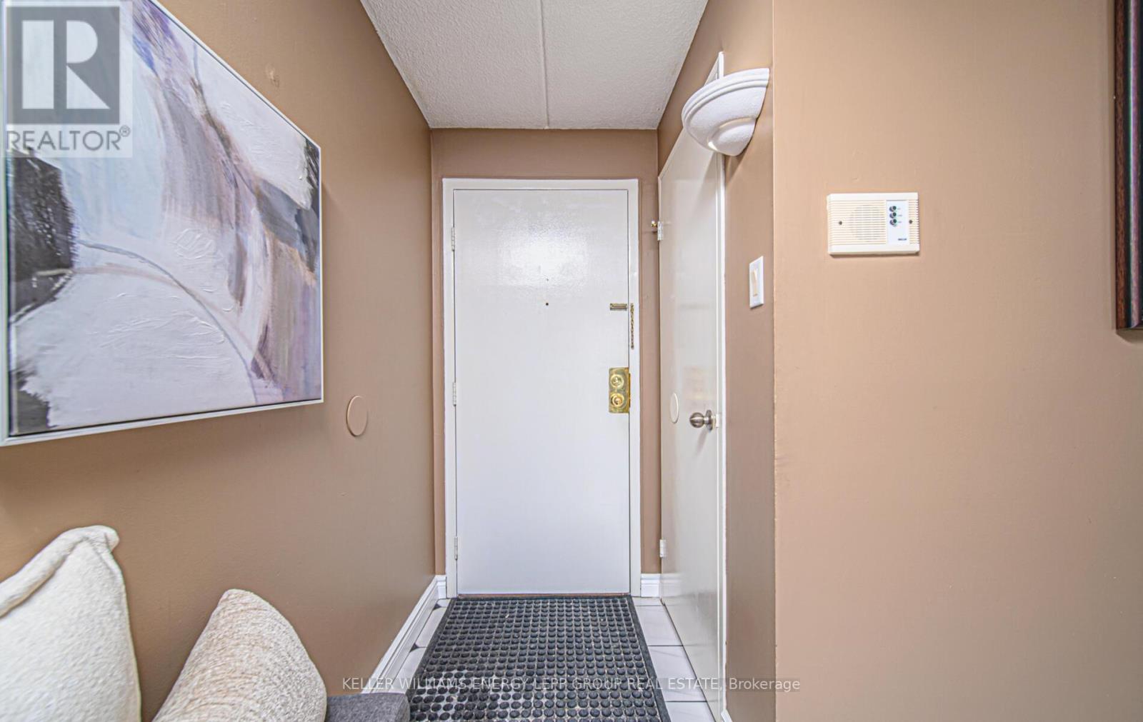 Property at 91 - 53 TAUNTON ROAD E image 3