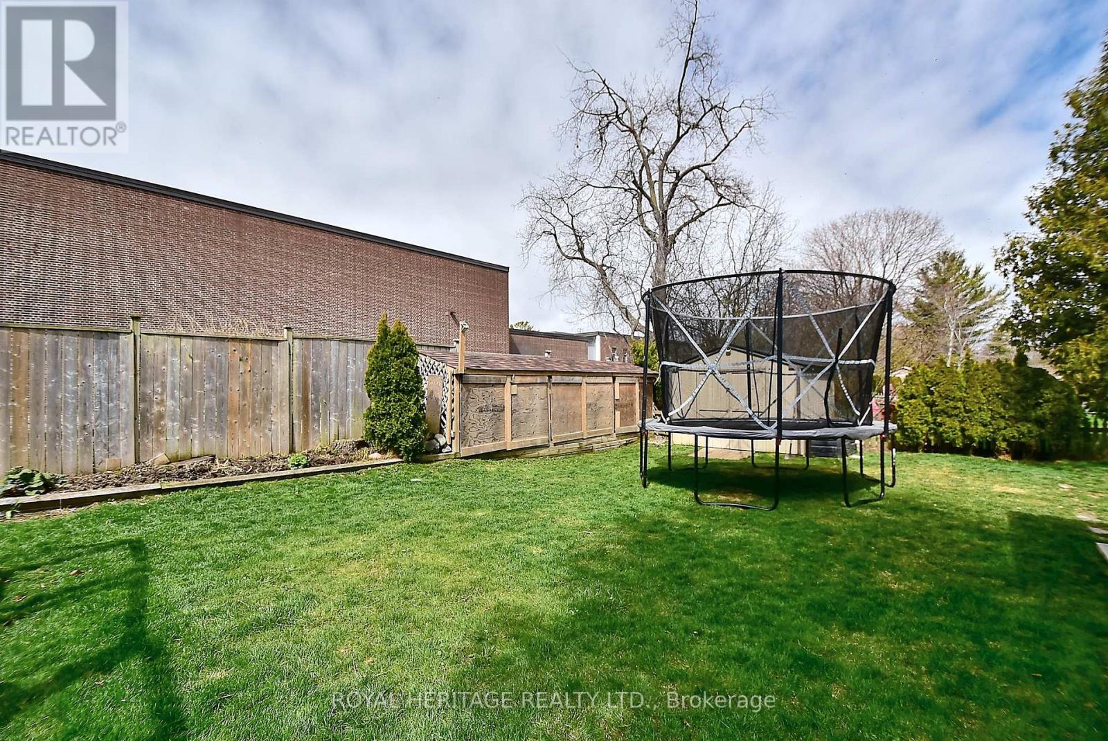 181 Abbott Boulevard, Cobourg, Ontario  K9A 4E8 - Photo 30 - X12004316
