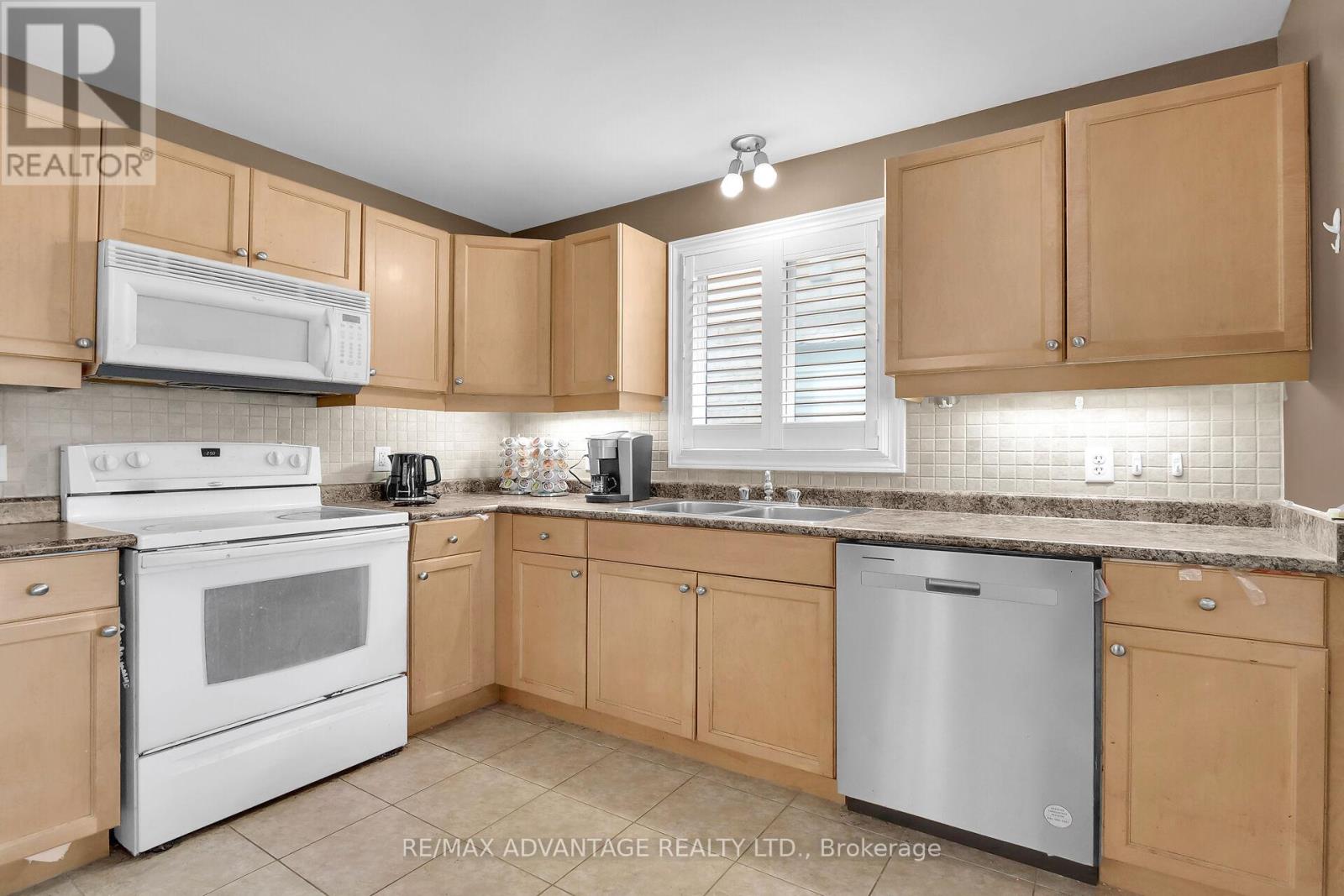 Photo 5 of 21 for 1762 Mickleborough Drive