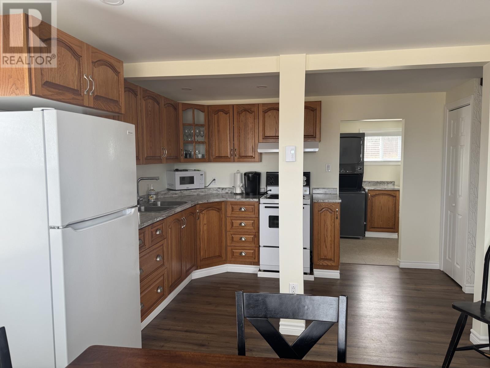 Property at 12 Harbourview Road image 3