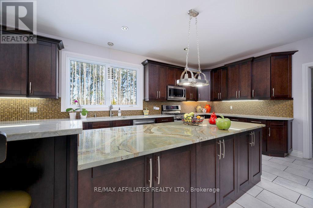 2284 Summerside Drive, Ottawa, Ontario  K4M 1B4 - Photo 11 - X12071606