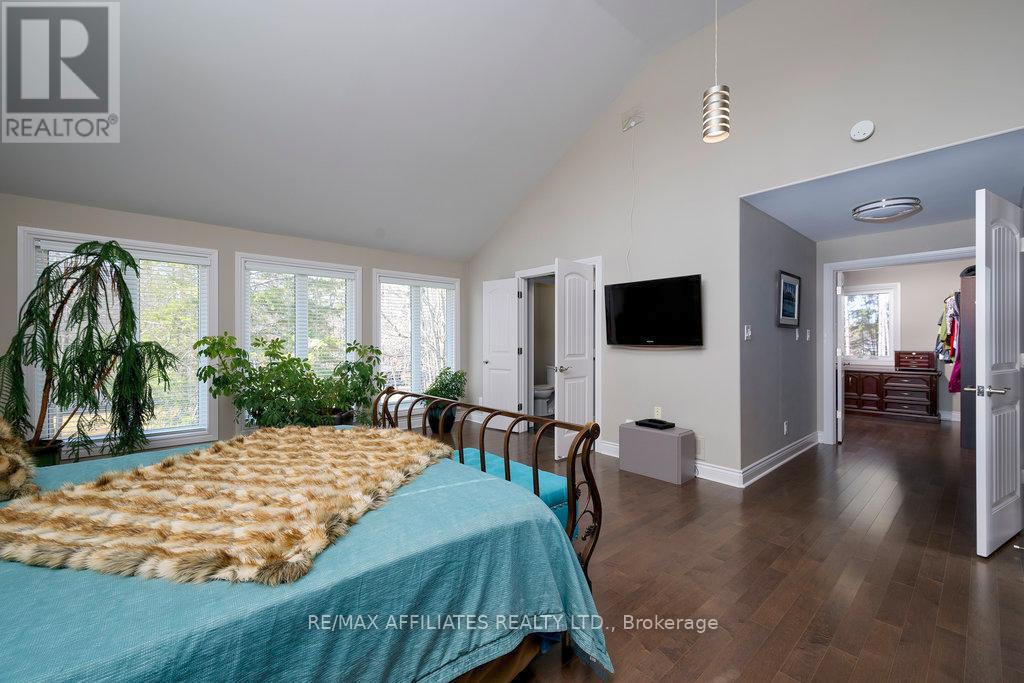 2284 Summerside Drive, Ottawa, Ontario  K4M 1B4 - Photo 24 - X12071606