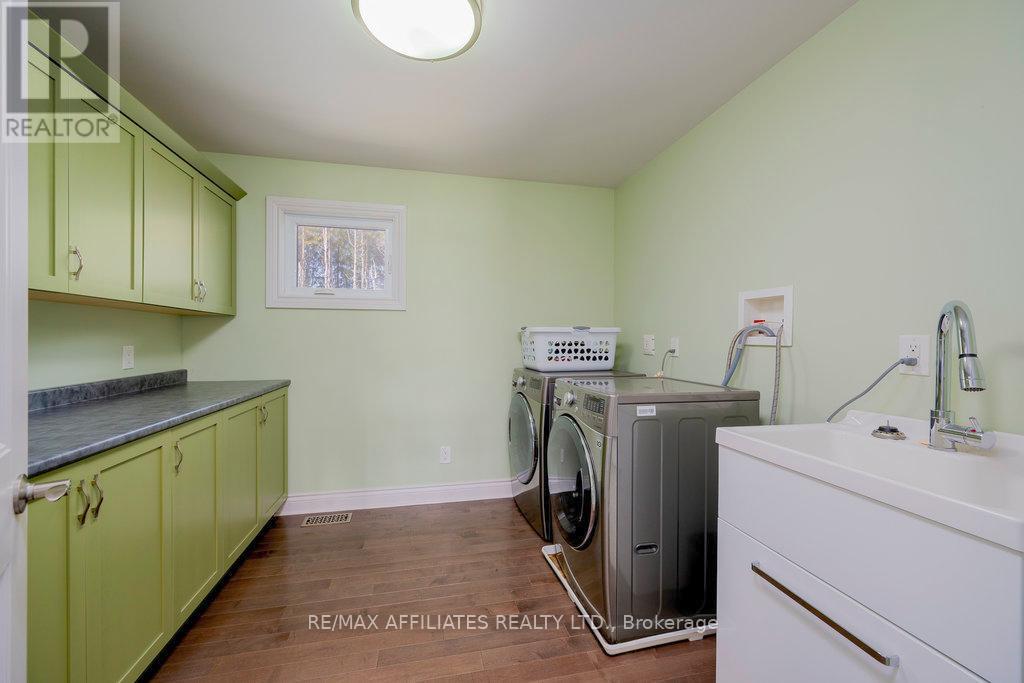 2284 Summerside Drive, Ottawa, Ontario  K4M 1B4 - Photo 27 - X12071606