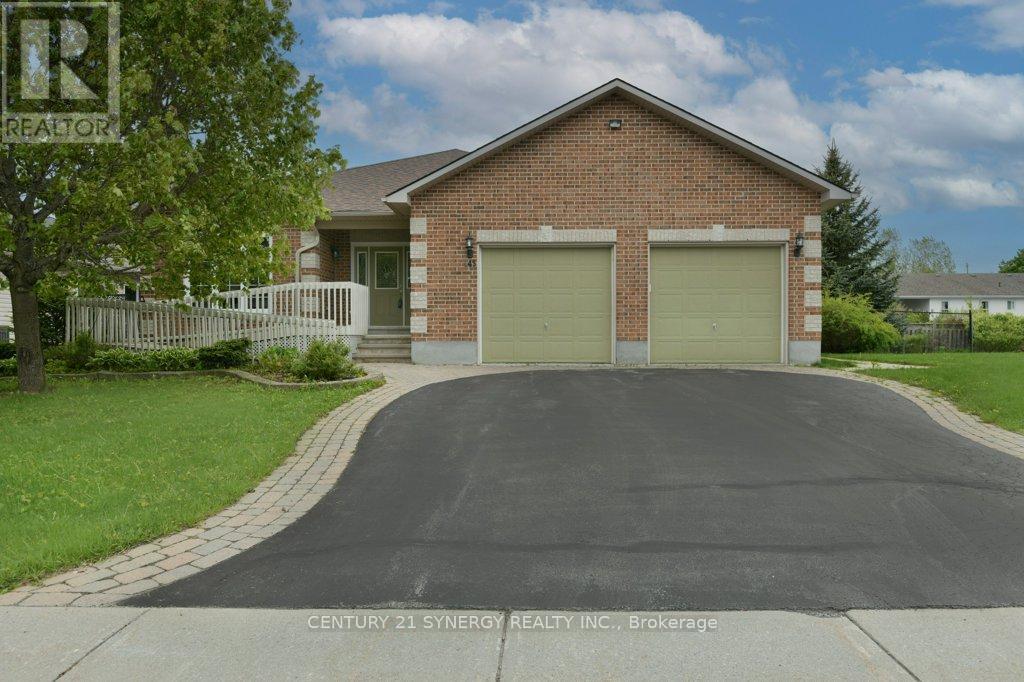 145 Vaughan Street, Mississippi Mills, Ontario  K0A 1A0 - Photo 1 - X12071609