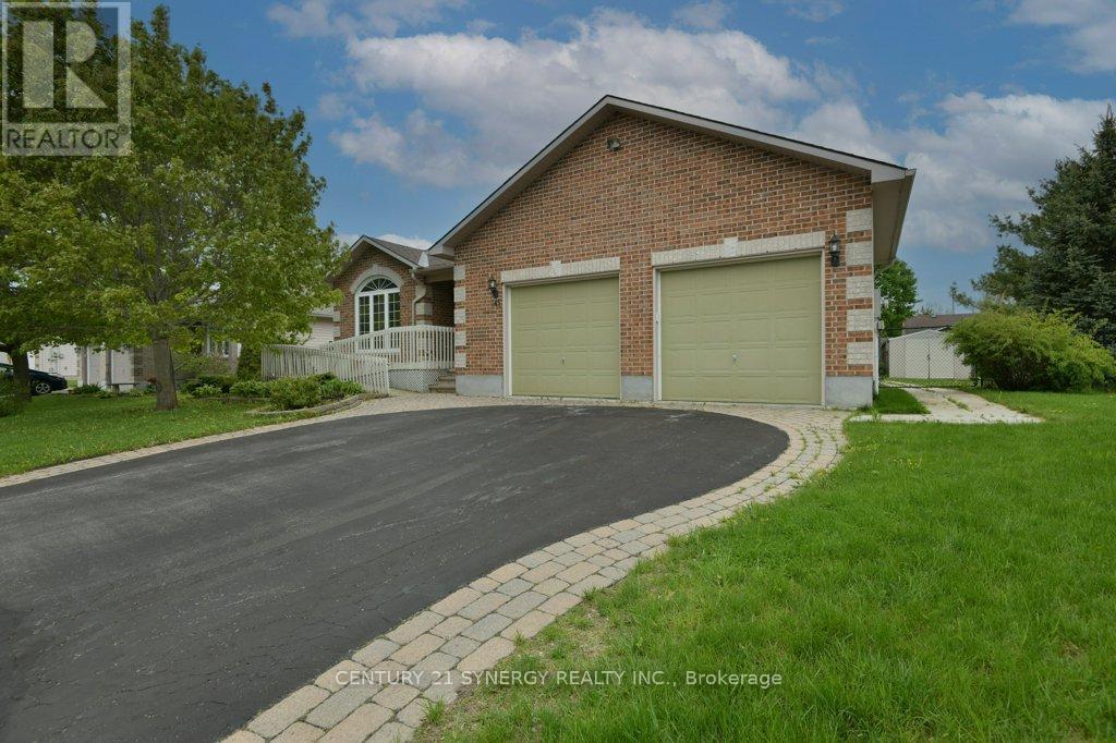 145 Vaughan Street, Mississippi Mills, Ontario  K0A 1A0 - Photo 2 - X12071609