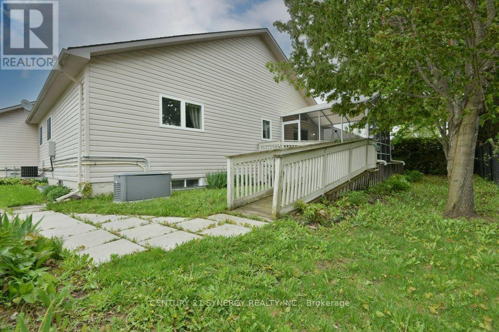 145 Vaughan Street, Mississippi Mills, Ontario  K0A 1A0 - Photo 42 - X12071609