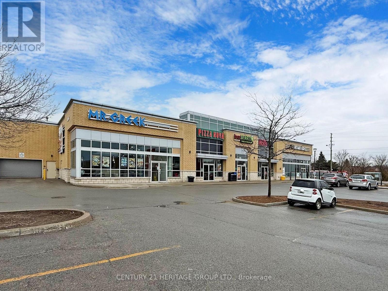 Property at 6015 STEELES AVENUE E image 3