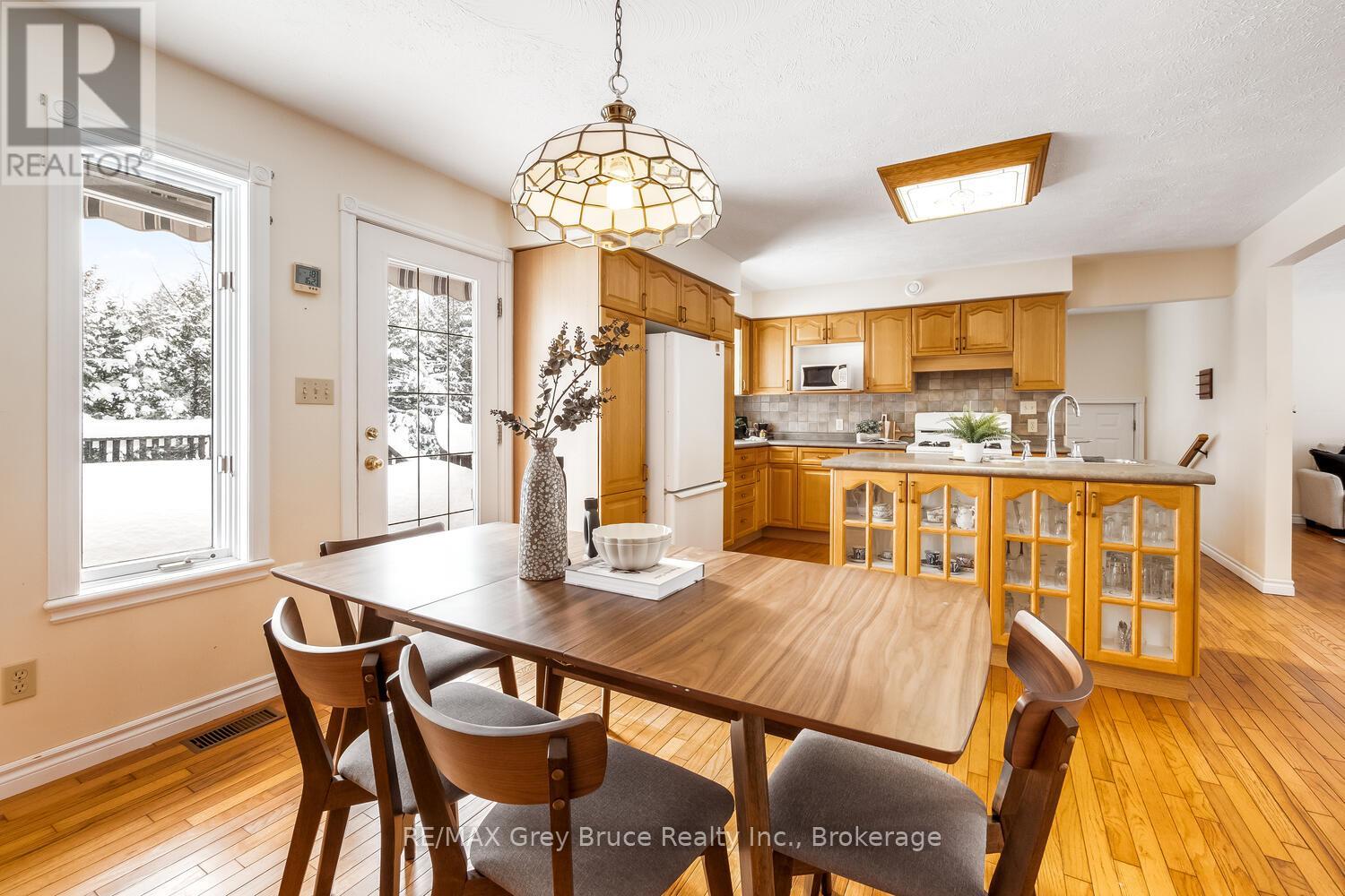 109 Alexandria St Street, Georgian Bluffs, Ontario  N0H 1S0 - Photo 13 - X11940179