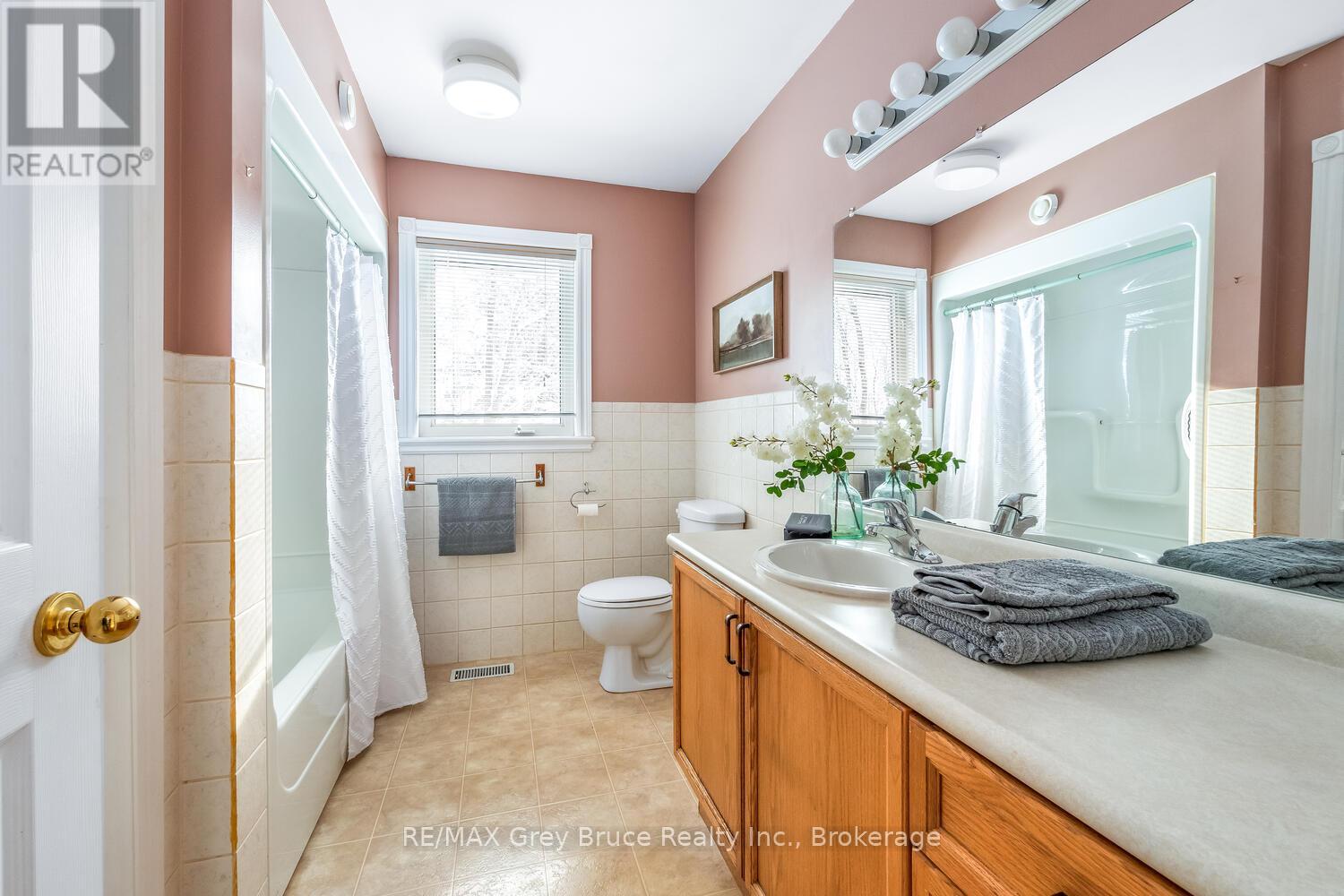 109 Alexandria St Street, Georgian Bluffs, Ontario  N0H 1S0 - Photo 33 - X11940179