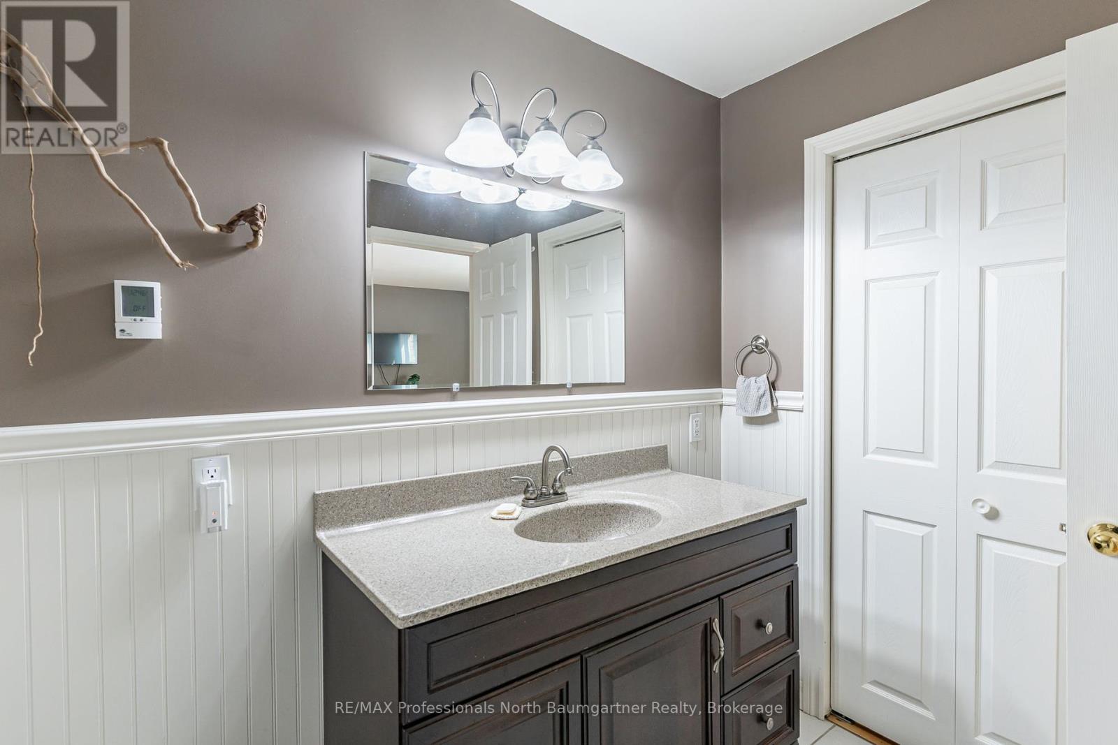 33 Grove Lane, Bancroft, Ontario  K0L 2L0 - Photo 17 - X12071143