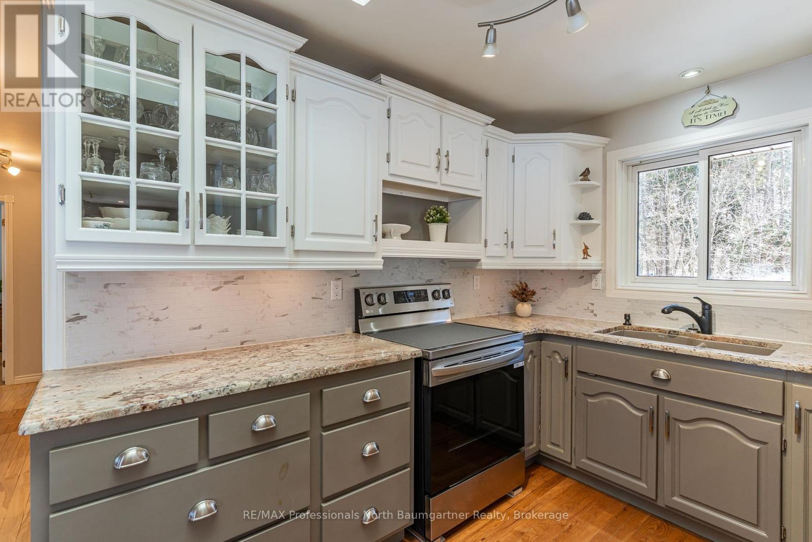 33 Grove Lane, Bancroft, Ontario  K0L 2L0 - Photo 21 - X12071143