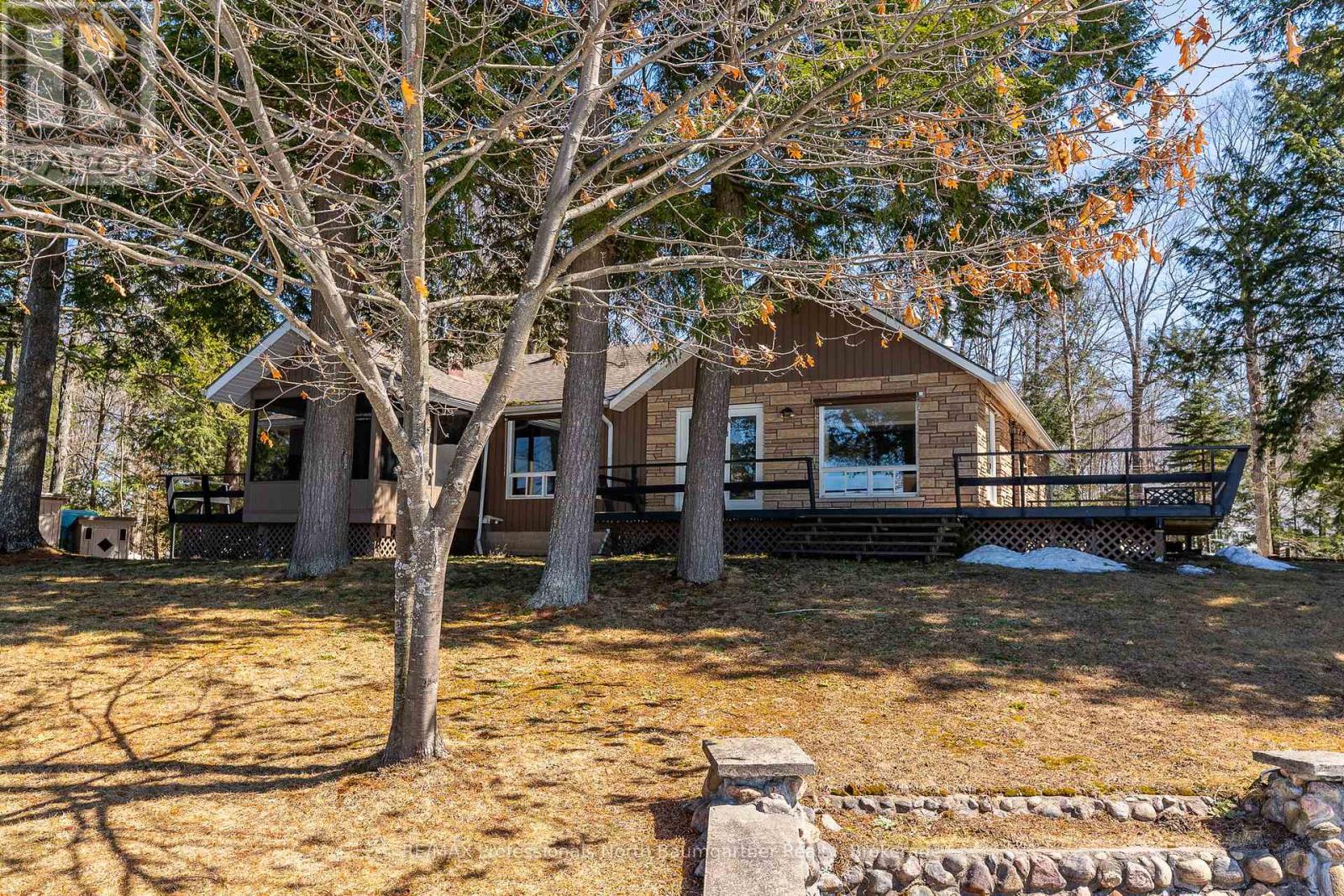 33 Grove Lane, Bancroft, Ontario  K0L 2L0 - Photo 44 - X12071143