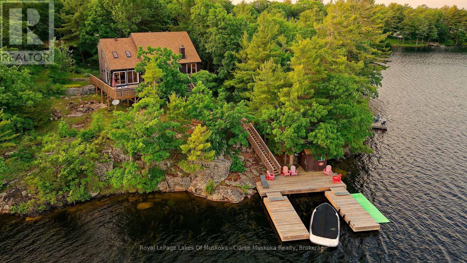800 Haskett's Drive, Georgian Bay, Ontario  L0K 1S0 - Photo 1 - X12071651