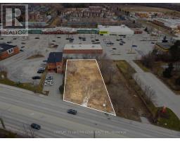 451 THE QUEENSWAY S, Georgina, Ontario