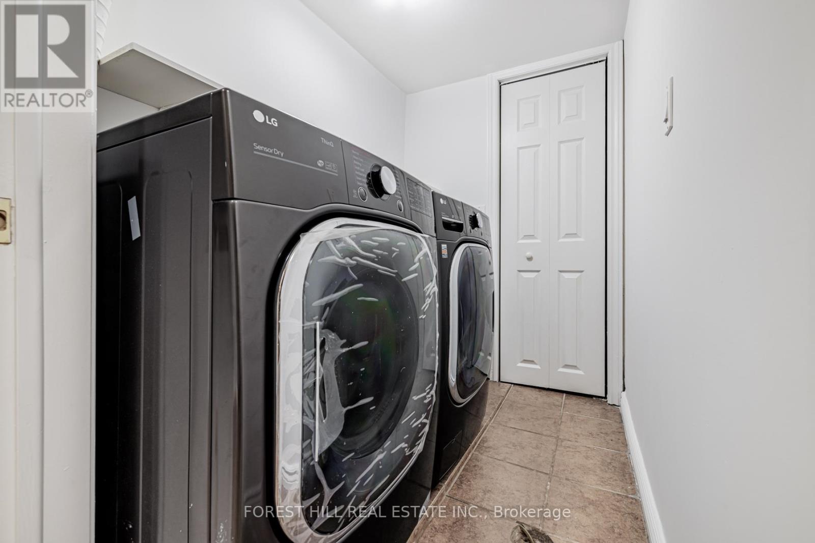 4 Dalmeny Road, Markham, Ontario  L3T 1L9 - Photo 26 - N12071692