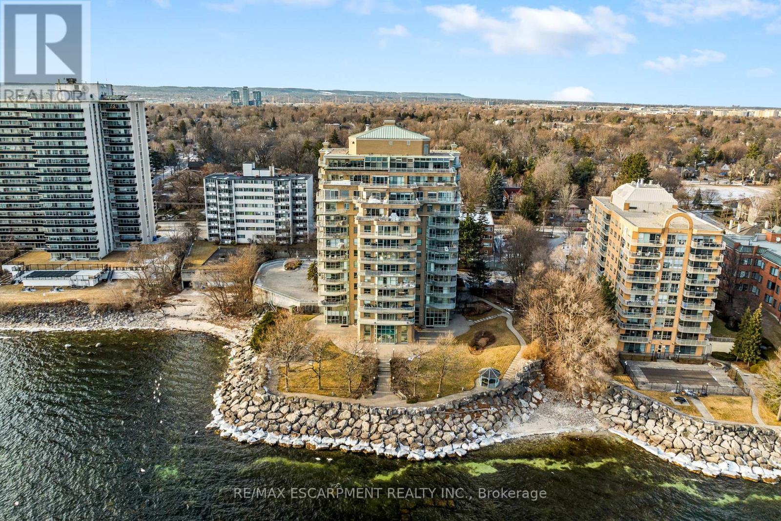 403 - 2190 LAKESHORE ROAD, Burlington, Ontario