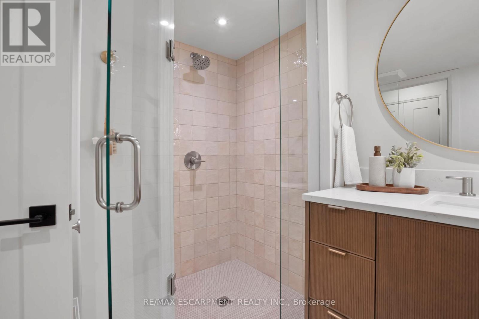 403 - 2190 Lakeshore Road, Burlington, Ontario  L7R 4K1 - Photo 22 - W12071602