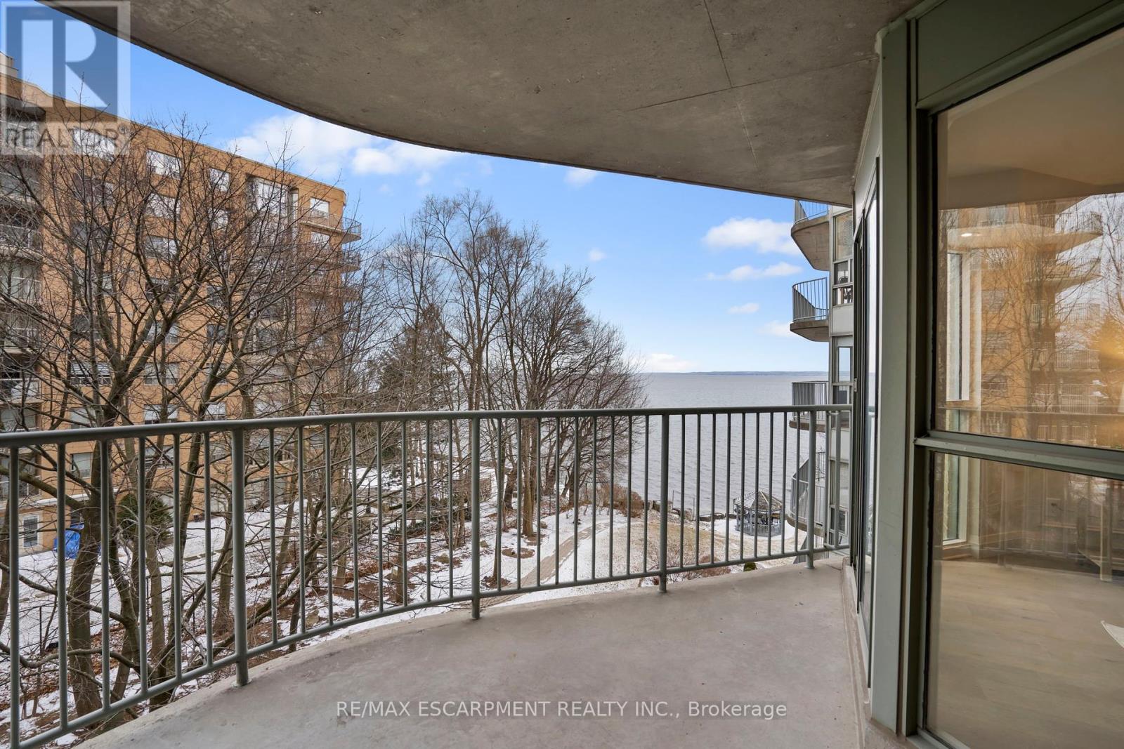 403 - 2190 Lakeshore Road, Burlington, Ontario  L7R 4K1 - Photo 27 - W12071602