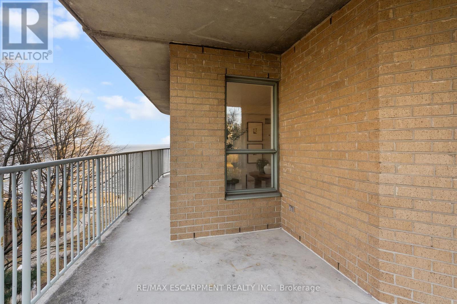 403 - 2190 Lakeshore Road, Burlington, Ontario  L7R 4K1 - Photo 30 - W12071602