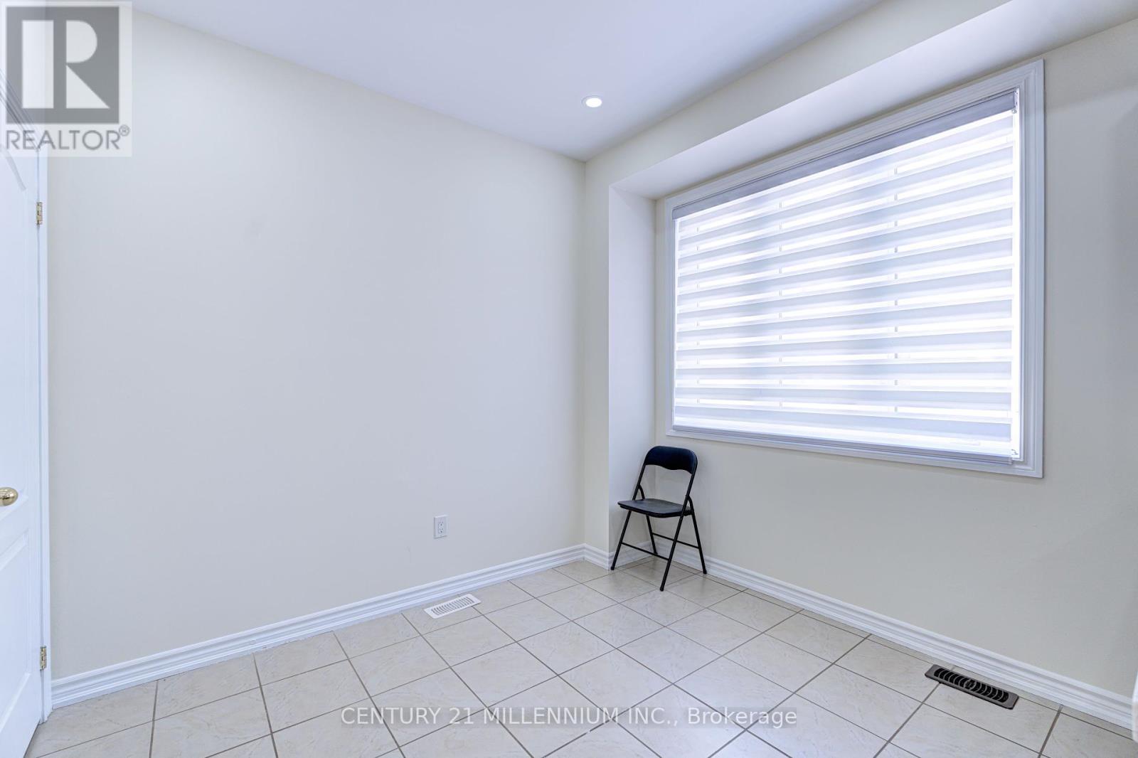 3 Hobart Gardens, Brampton, Ontario  L6X 0J1 - Photo 15 - W12071621