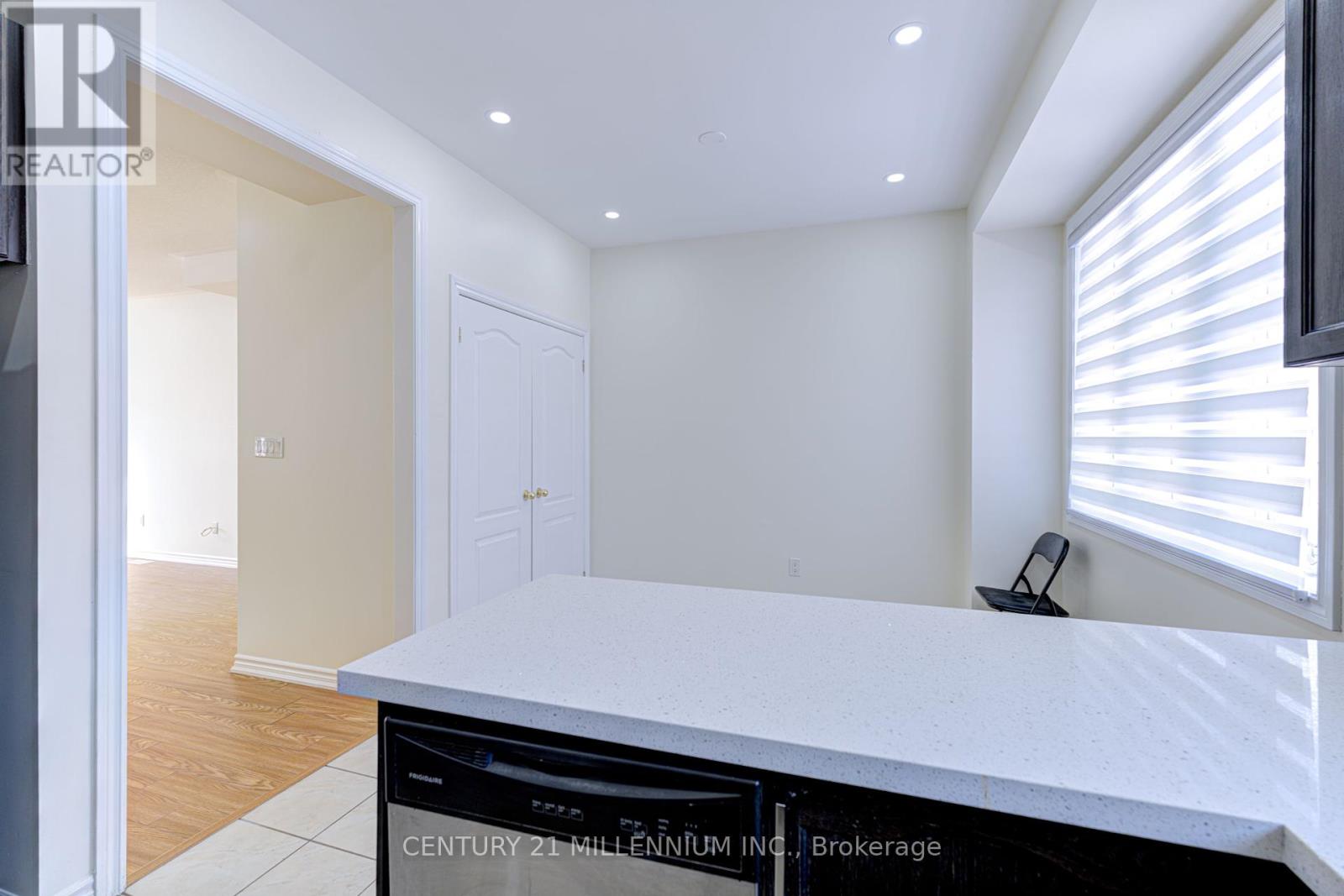 3 Hobart Gardens, Brampton, Ontario  L6X 0J1 - Photo 18 - W12071621