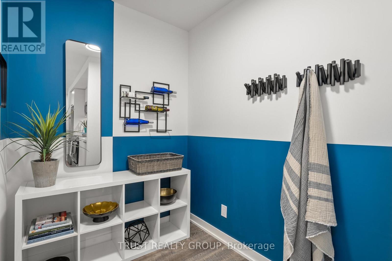 1102 - 1808 St. Clair Avenue W, Toronto, Ontario  M6N 0C1 - Photo 10 - W12071635