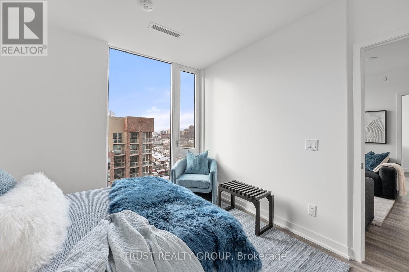 1102 - 1808 St. Clair Avenue W, Toronto, Ontario  M6N 0C1 - Photo 13 - W12071635