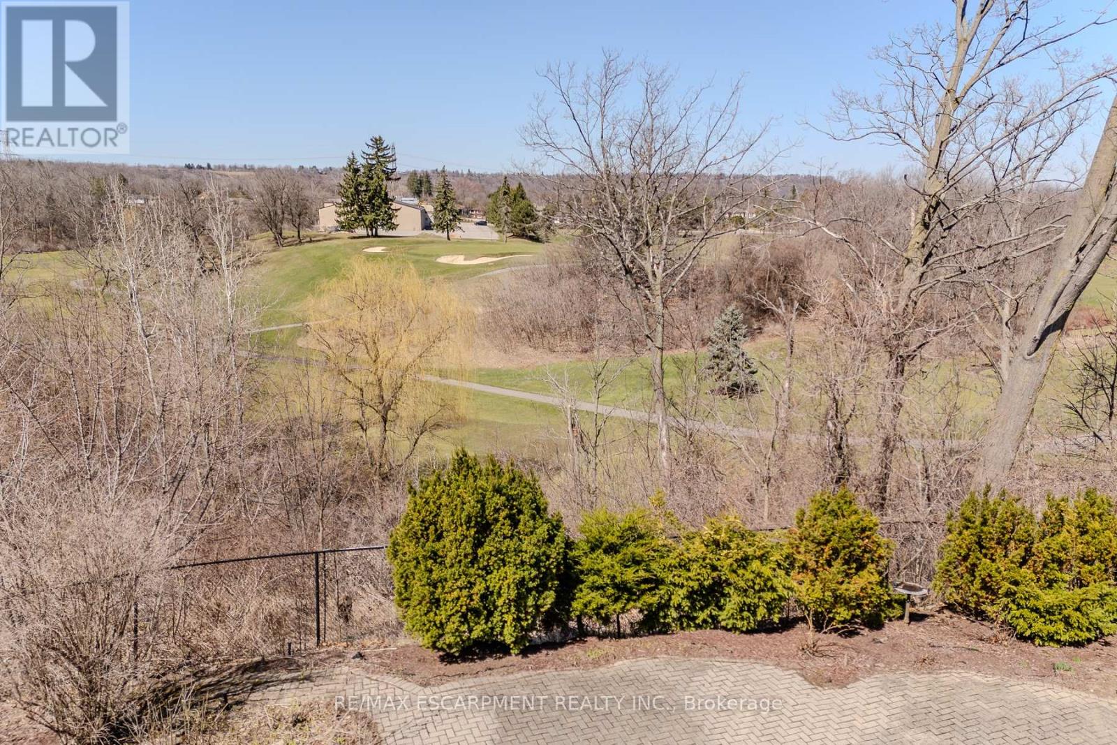 136 Country Club Drive, Hamilton, Ontario  L8K 5W2 - Photo 49 - X12071592