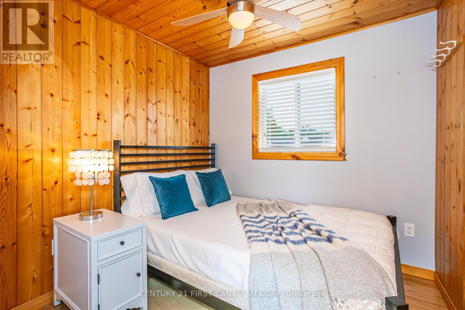 33822 Darryl Court, Bluewater (Hay), Ontario  N0M 2T0 - Photo 22 - X12071815