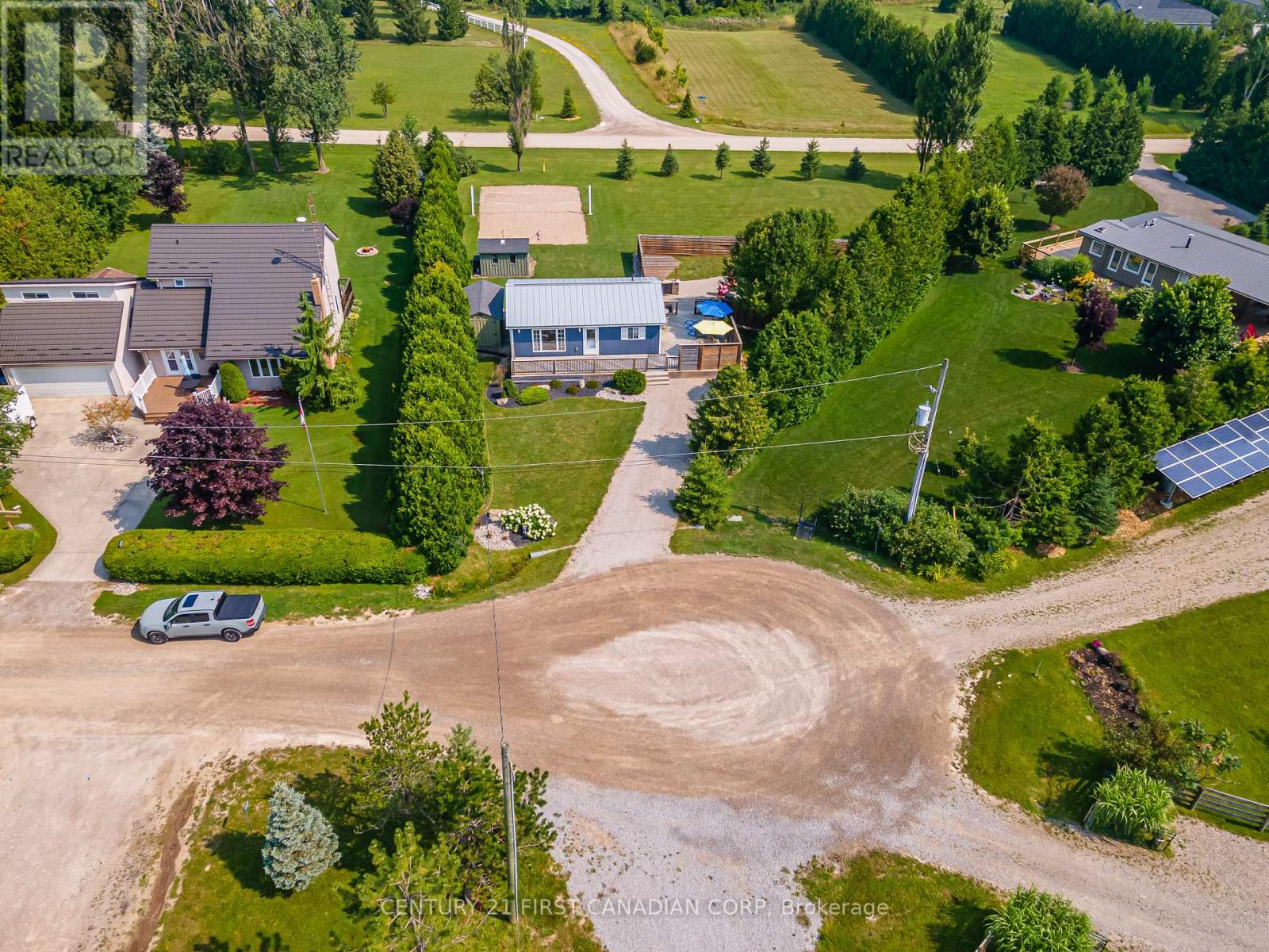 33822 Darryl Court, Bluewater (Hay), Ontario  N0M 2T0 - Photo 36 - X12071815
