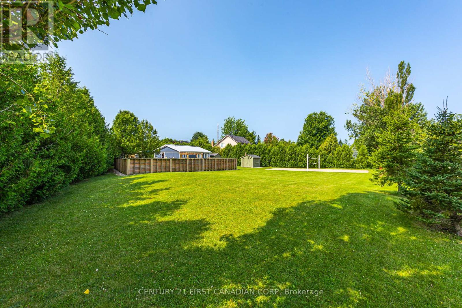33822 Darryl Court, Bluewater (Hay), Ontario  N0M 2T0 - Photo 39 - X12071815