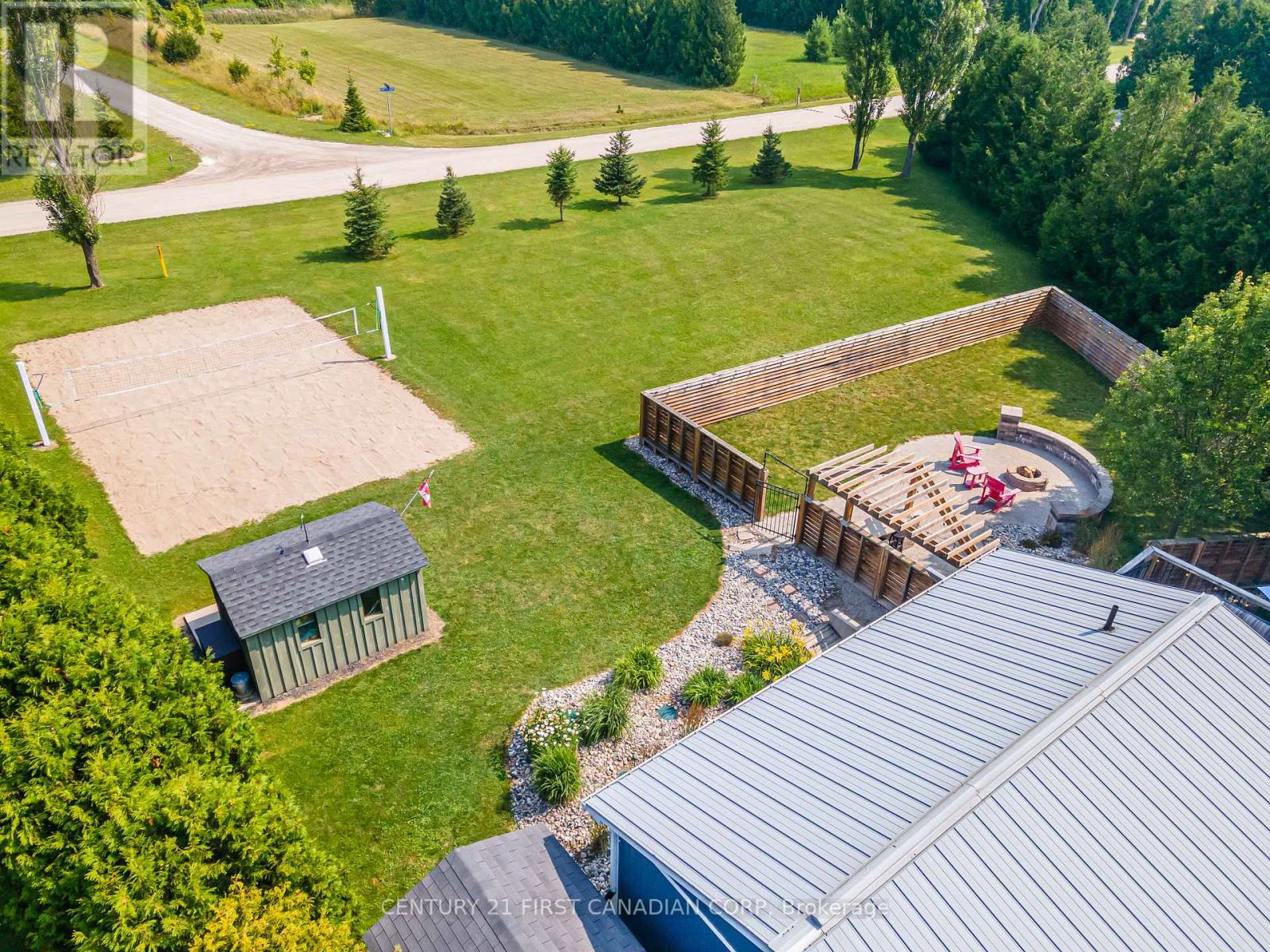 33822 Darryl Court, Bluewater (Hay), Ontario  N0M 2T0 - Photo 40 - X12071815